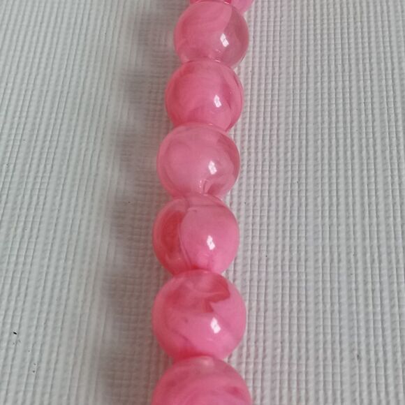 Bubblegum Pink Transparent Round Plastic Beaded Single Strand Fashion Necklace - Picture 6 of 10
